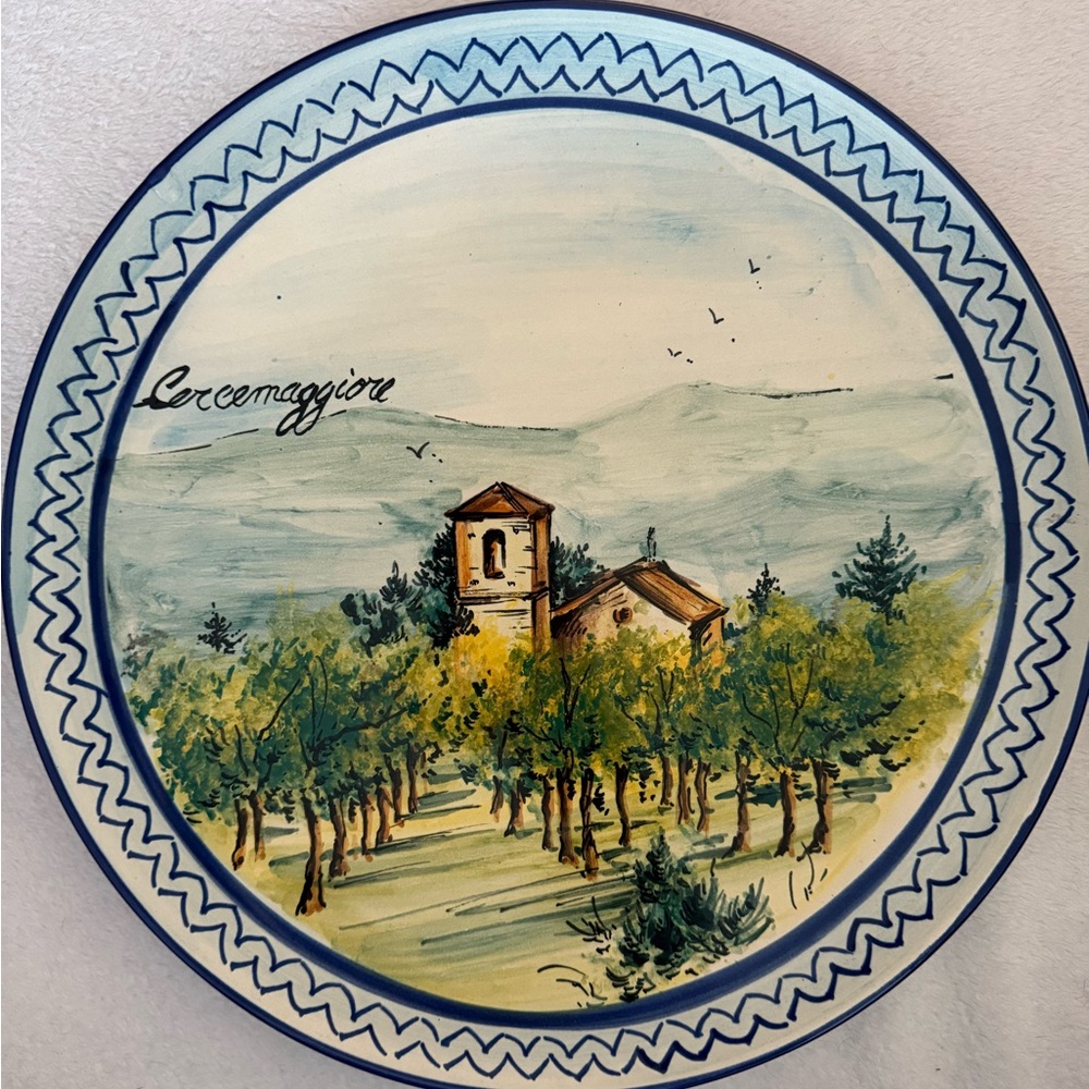 Cercemaggiore Italy Dec a mano Painted by hand -Gianfrancesco Vinchiaturo plate